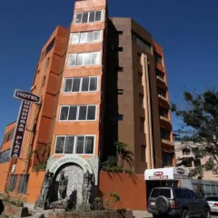 Hotel Honduras Plaza парковка