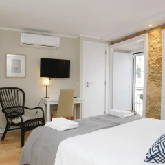 Отель Flores Guest House 4* Стандартный номер с двуспальной кроватью фото 23