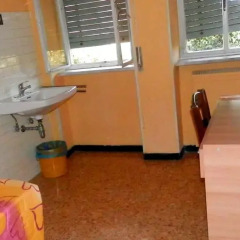 Hostel Prima Base Стандартный номер с различными типами кроватей (общая ванная комната) фото 11