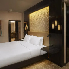 Отель Hilton Tallinn Park 4* Люкс повышенной комфортности с разными типами кроватей фото 3