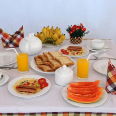 Fun whales Guest house and Hostel Номер Делюкс с различными типами кроватей фото 3