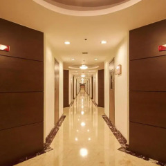 The Gateway Hotel Beach Road интерьер отеля