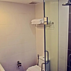Отель Ocean And Ole Patong 3* Номер Делюкс фото 6