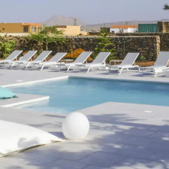 Отель Sun & Chic Fuerteventura Лахарес бассейн