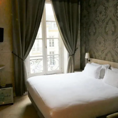 Odéon Hotel 3* Улучшенный номер с различными типами кроватей фото 14