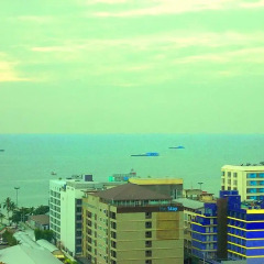 Отель The Base Pattaya by Smart Delight Паттайя пляж