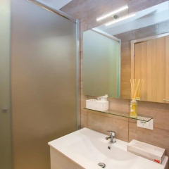 Отель Bq House Castello Guesthouse Люкс с различными типами кроватей фото 10