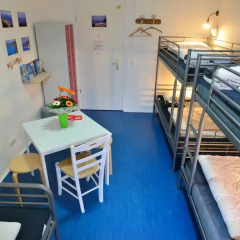 Kiez Hostel Berlin Кровать в общем номере с двухъярусной кроватью фото 14
