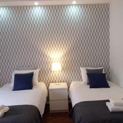 Отель 4U Lisbon III Guest House комната для гостей фото 5