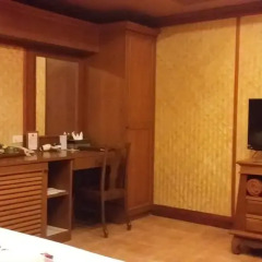 Отель Royal Phawadee Village 3* Улучшенный номер с разными типами кроватей фото 14