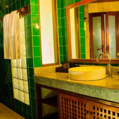 Отель Railay Bay Resort and Spa 4* Коттедж Делюкс с различными типами кроватей фото 9
