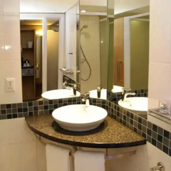 Отель Holiday Inn Express Sandton Woodmead 3* Стандартный номер с двуспальной кроватью фото 5