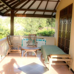 Отель Nikini Homestay балкон