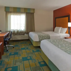 Отель La Quinta Inn & Suites Meridian 2* Номер Делюкс с различными типами кроватей