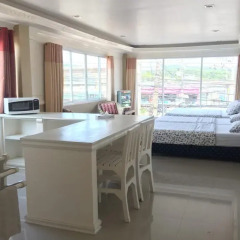 Отель Phuket Airport Suites & Lounge Bar - Club 96 Люкс Премиум с различными типами кроватей