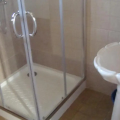 Отель T.N. Hospitality Self Catering Budget Apt. - Osu ванная фото 2