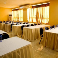 Отель Crismon Hotel Гана, Тема - отзывы, цены и фото номеров - забронировать отель Crismon Hotel онлайн помещение для мероприятий