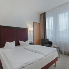 AZIMUT Hotel Munich 3* Стандартный номер с различными типами кроватей фото 5