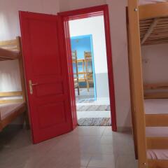 Hostel Durres Кровать в общем номере с двухъярусной кроватью фото 5