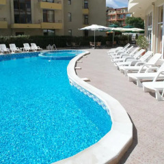 Hotel Veris Солнечный берег бассейн фото 2