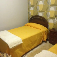Отель Hostal Salones Victoria комната для гостей фото 3