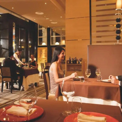 Отель RIU Plaza Panama гостиничный бар