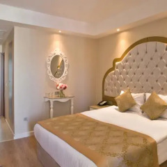 Oz Hotels Side Premium 5* Стандартный семейный номер с различными типами кроватей