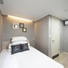 K-Grand Hostel Gangnam 1 Стандартный номер с двуспальной кроватью фото 7