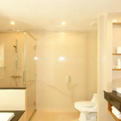 Отель The Heritage Pattaya Beach Resort ванная