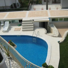 Отель Eli Guest House бассейн