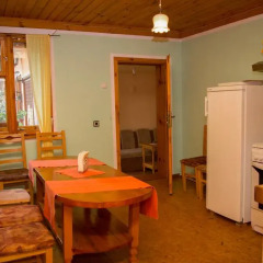 Отель Bobi Guest House 2* Стандартный номер с различными типами кроватей фото 10