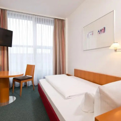 Hotel am Borsigturm 4* Стандартный номер с двуспальной кроватью