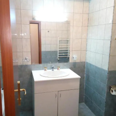 Апартаменты Studio In Flora Aparthotel Боровец ванная