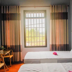 Отель Lam Chau Homestay Стандартный номер с различными типами кроватей фото 6