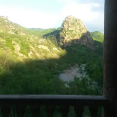 Отель Guest House Artemi Армения, Одзун - отзывы, цены и фото номеров - забронировать отель Guest House Artemi онлайн балкон