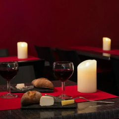 Отель My Hôtel In France Marais гостиничный бар