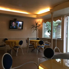 Апартаменты Boutique Apartment B.i.g. Юрмала гостиничный бар