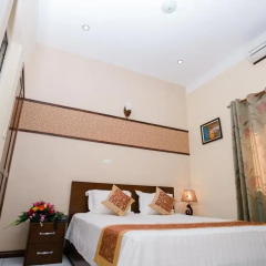 Dong A Hotel 2* Улучшенный номер фото 2