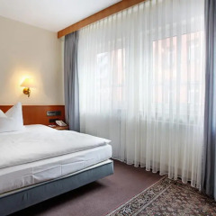 Hotel am Jakobsmarkt 3* Стандартный номер с различными типами кроватей фото 3
