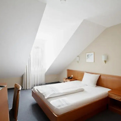 Отель BLUTENBURG 3* Стандартный номер фото 5