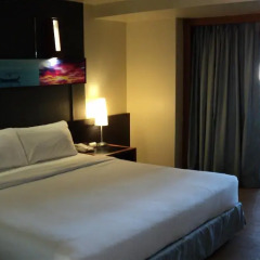 Sunshine Hotel And Residences 3* Улучшенный номер с различными типами кроватей фото 2
