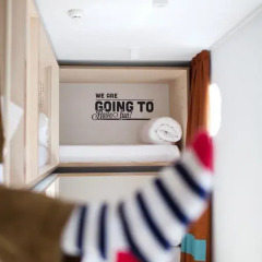 TOC Hostel Barcelona Кровать в женском общем номере с двухъярусной кроватью фото 15