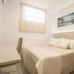 Отель Hostal El Romerito Стандартный номер с двуспальной кроватью (общая ванная комната)