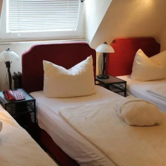 Hotel Müller Köln 3* Стандартный номер с двуспальной кроватью фото 2