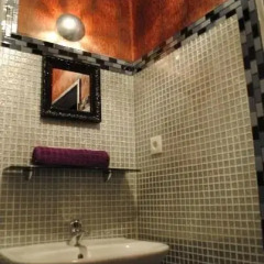 Hostel Kiezbude Стандартный номер с различными типами кроватей фото 8