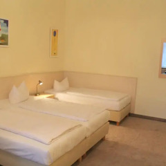Отель Hotelpension Margrit 2* Стандартный номер с различными типами кроватей фото 9