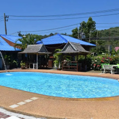 Отель Moon House Bungalows Таиланд, Пхукет - отзывы, цены и фото номеров - забронировать отель Moon House Bungalows онлайн бассейн фото 3