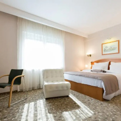 Hotel Sterling Garni 4* Стандартный номер с различными типами кроватей фото 4