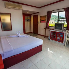 Отель Baan Phil Guesthouse комната для гостей