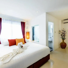 Отель Raha Gold Residence Patong 3* Номер Делюкс разные типы кроватей фото 3